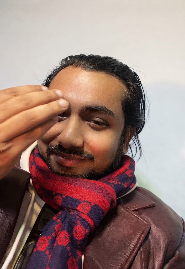 खेम सेन्चुरीको ‘बाहुन बाजे किन कसेको’ गीत विवादमा, साइबर ब्युरोमा उजुरी