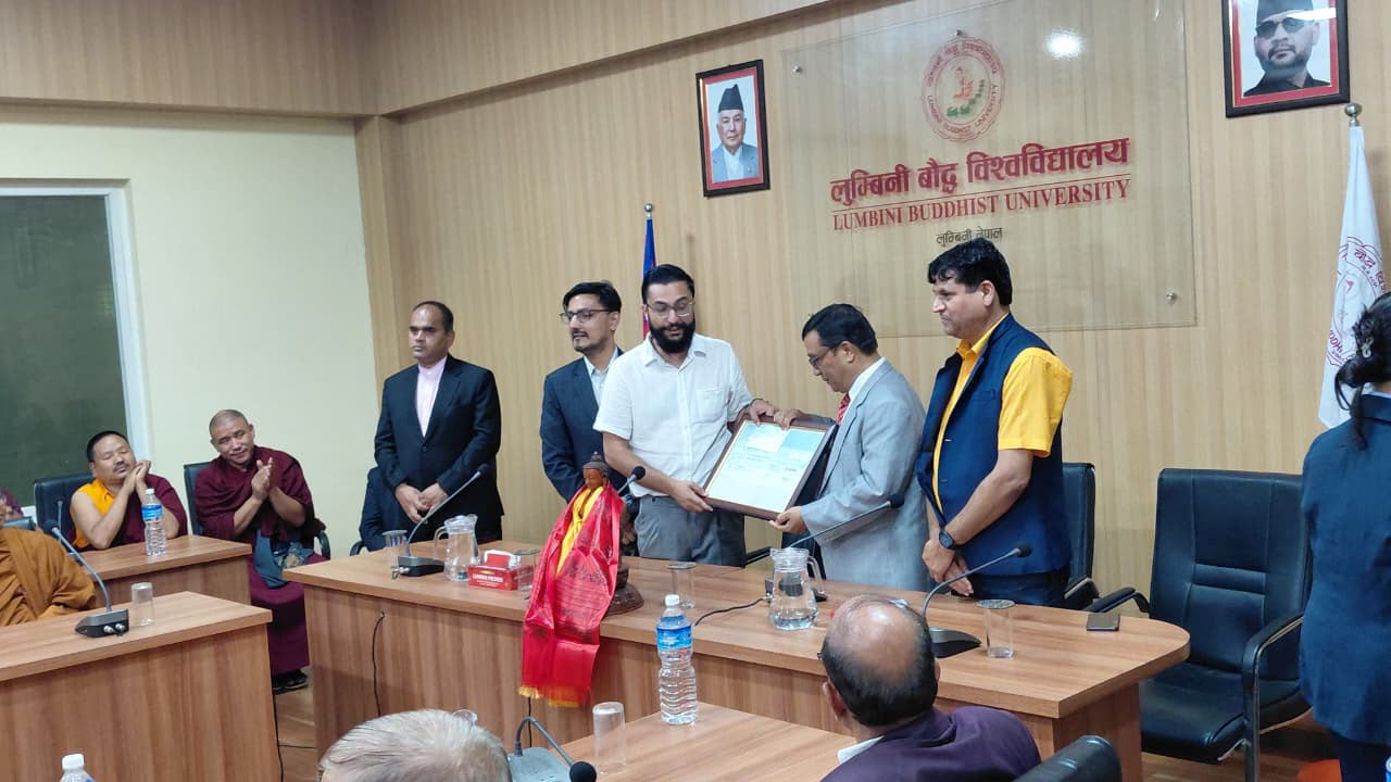 लुम्बिनी बौद्ध विश्वविद्यालयलाई विशिष्ट पहिचानसहित अघि बढाउन मन्त्री पोखरेलको जोड